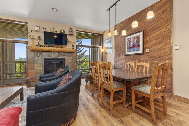 Photo - 2355 Apres Ski Way Unit SI ID1564266P