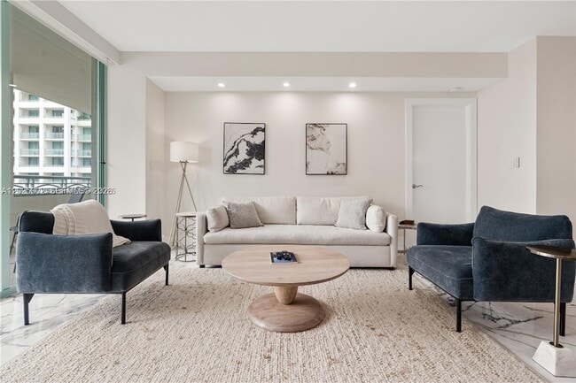 Photo - 3400 SW 27th Ave Unit 605