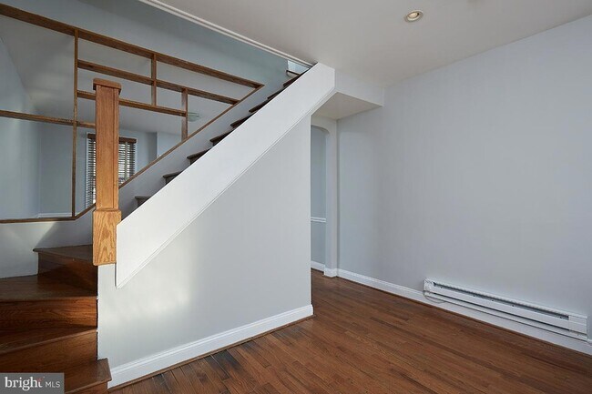 Photo - 964 Florida Ave NW