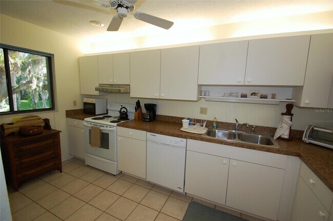 Photo - 1526 Pelican Point Dr Unit 243