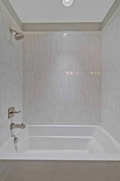 Photo - 5904A Carl Pl