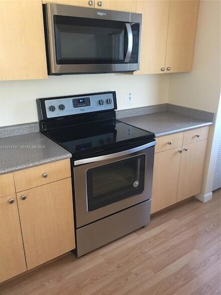 Photo - 1900 Van Buren St Unit 214