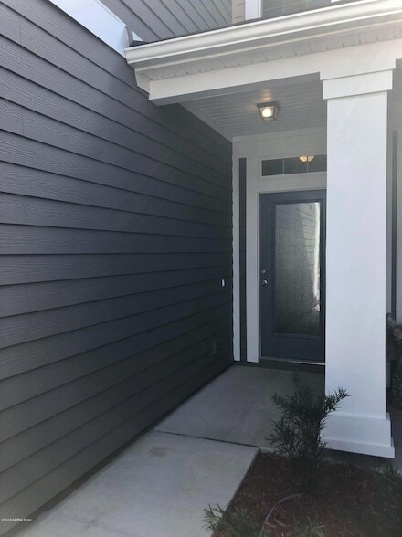 Photo - 221 Servia Dr