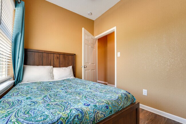 Photo - 422 Gulf St Unit SI ID1625083P