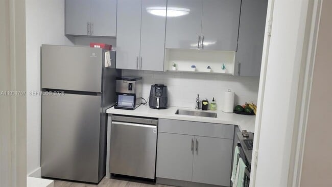 Photo - 4158 Inverrary Dr Unit 409