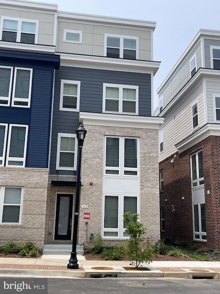 Building Photo - 3612 Farr Ave