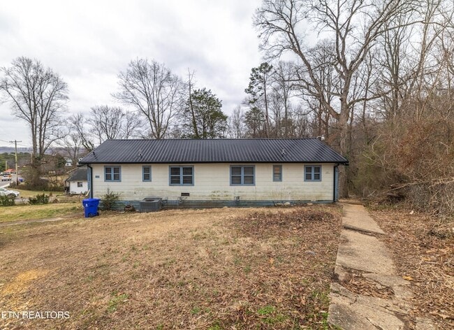 Photo - 219 Highland Ave
