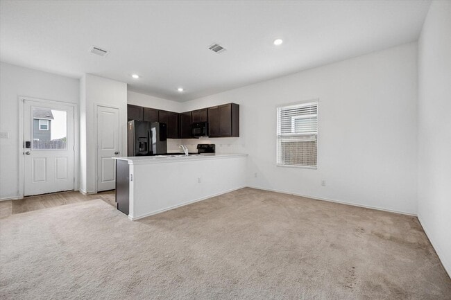Photo - 413 Paddlefish Ln