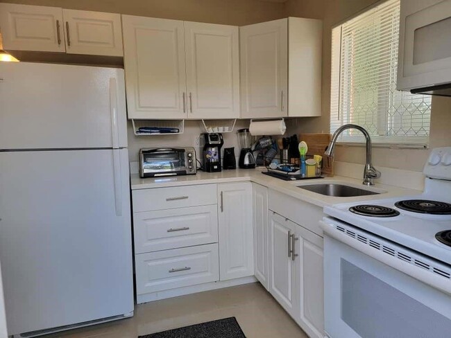 Photo - 441 NW 7th Terrace Unit 2