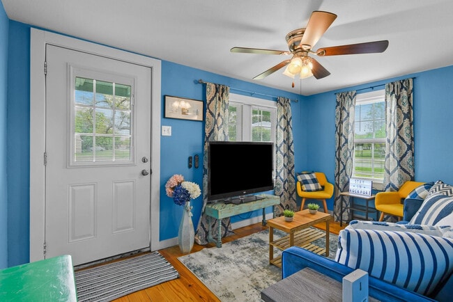 Photo - 822 N Ann St Unit ID1268440P