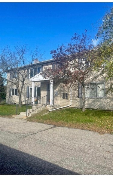 Photo - 510 Montrose Ave Unit 8