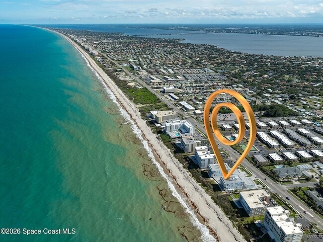 Building Photo - 2765 N Hwy A1A Unit 203