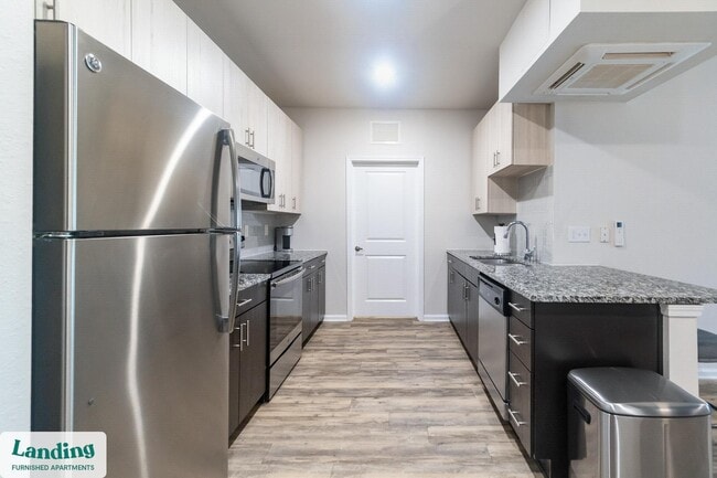 Photo - 655 W Mallard Creek Church Rd Unit 04-305.1410767