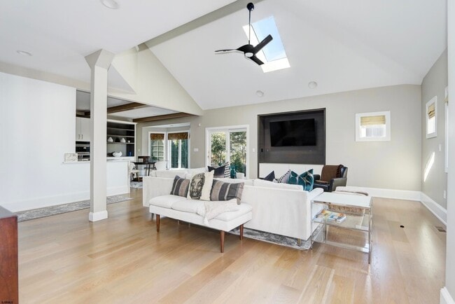 Photo - 53 Bayside Ct