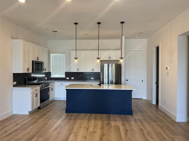 Photo - 4413 Cave Spgs St