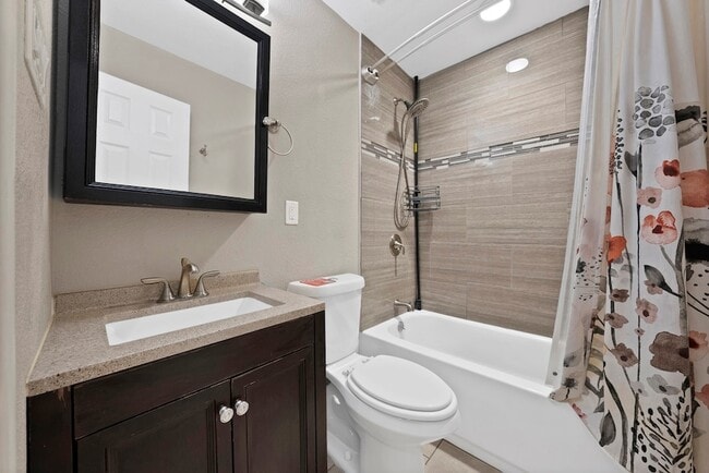 Photo - 1103 Wildwood Dr