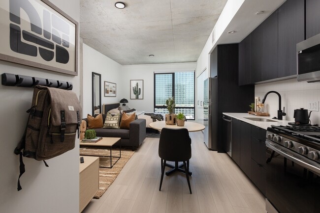 Building Photo - Rosie