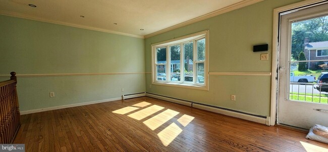 Photo - 13821 Gilbert Rd