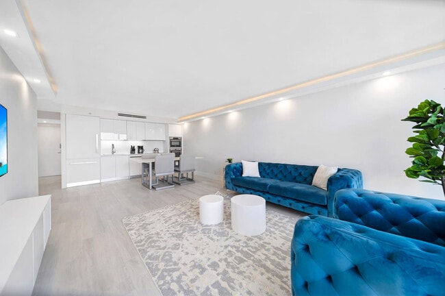 Photo - 1717 N Bayshore Dr Unit SI ID1054108P