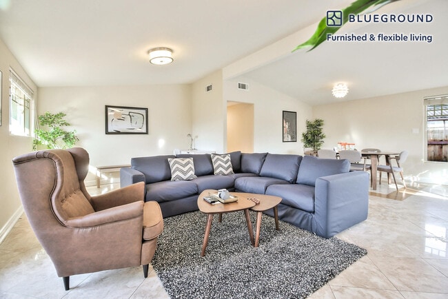 Photo - 723 Lakehaven Dr