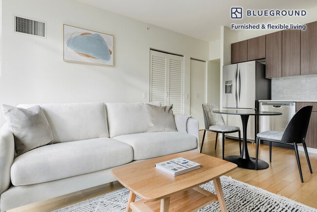 Photo - 340 E North Water St Unit FL31-ID1363