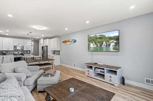 Photo - 205 Carteret Ave