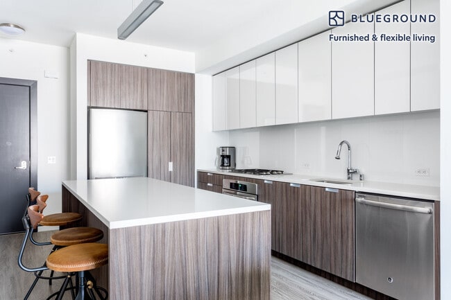 Photo - 8 10th St Unit FL32-ID349