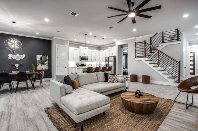 Photo - 1917 Shaw St Unit ID1019616P