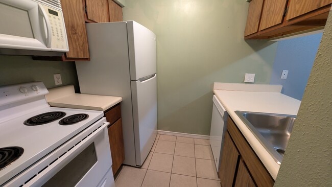 Photo - 4841 Zenith St