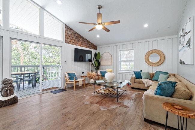 Photo - 120 Sherwood Ave Unit SI ID1281951P