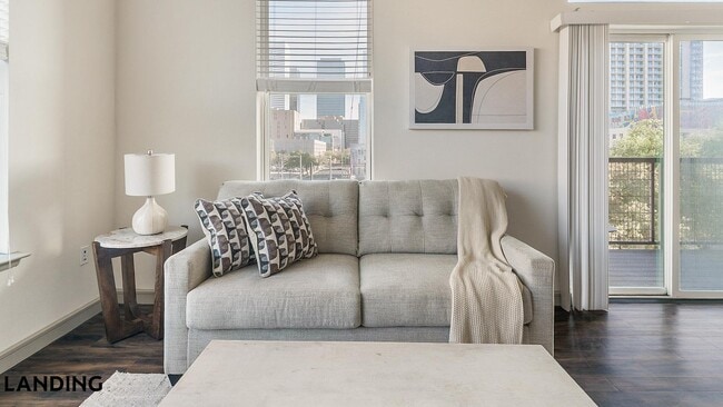Photo - 1711 Caroline St Unit 301