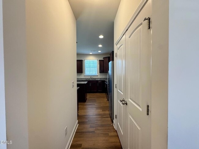 Photo - 247 Dando St