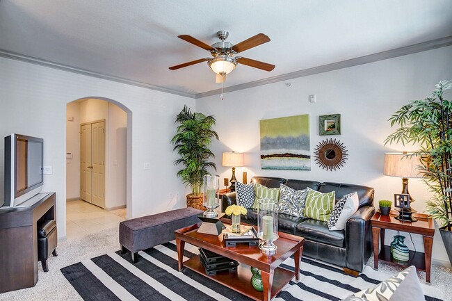 Travis - 2x2 1296 - Living Room - Avanti Cityside