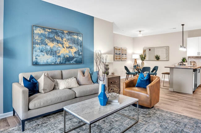 BR, 2BA - 1055SF Jasper II - Living Area - The Pointe at Heritage