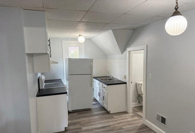 Photo - 21 Essex St Unit 5