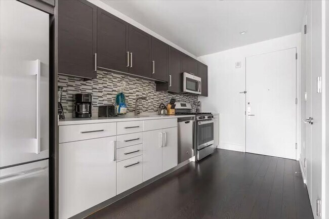 Photo - 555 10th Ave Unit SI ID1017915P