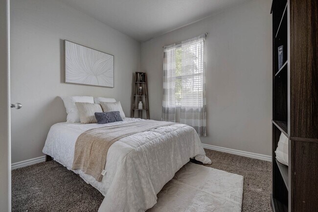 Photo - Pinnacle Highbury