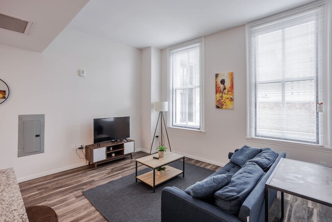 Photo - 9-JAN-JAN E 4th St Unit ID1222844P