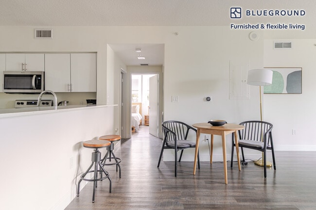 Photo - 110 SW 12th St Unit FL2-ID162