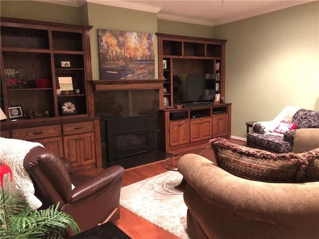 Photo - 1320 E Ash St