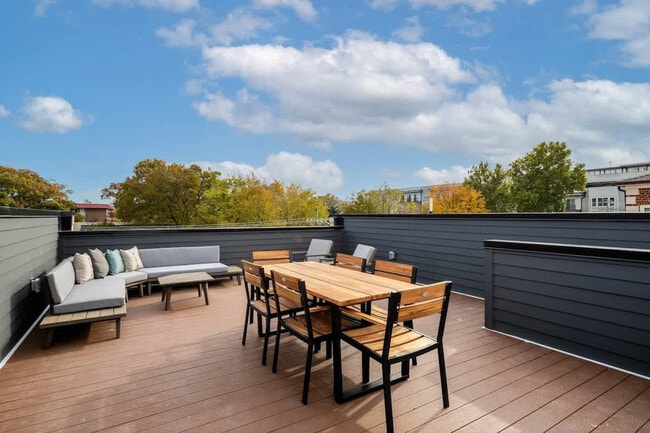 Photo - 3206 West End Cir Unit ID1051656P