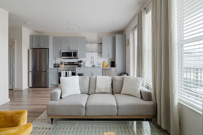 Photo - 2232 Empire Central Dr Unit ID1018240P