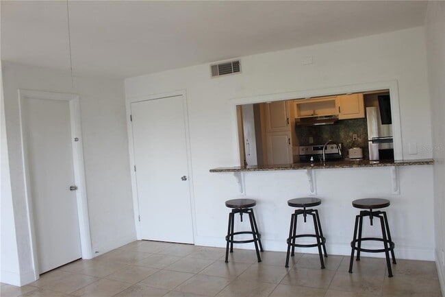 Photo - 9101 Tudor Dr Unit F206