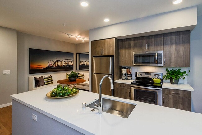 Photo - 610 E Weddell Dr Unit ID1280624P