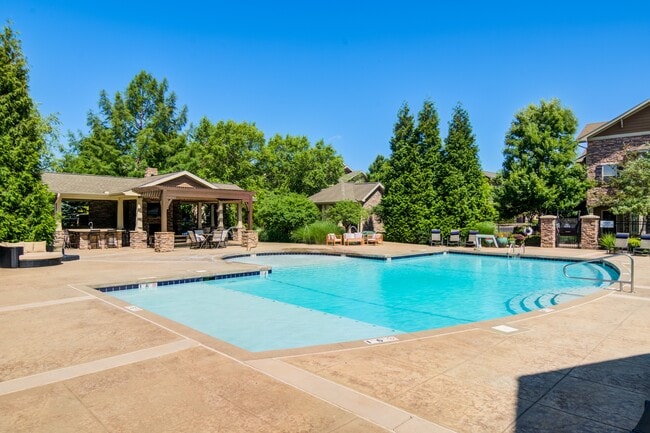 Photo - Sovereign at Overland Park