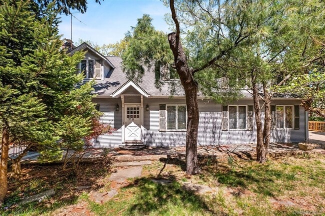 Building Photo - 515 Mountainview Ave