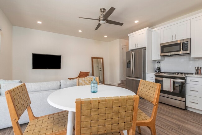 Building Photo - 1560-62 Lorraine Dr Unit ID1058550P