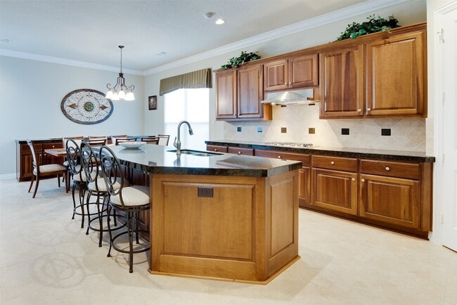 Photo - 2011 Flower Garden Ln