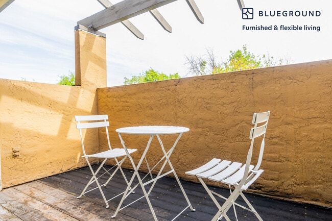 Photo - 1600 Villa St Unit FL3-ID939