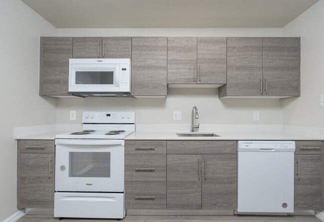 Building Photo - Sophias Place East